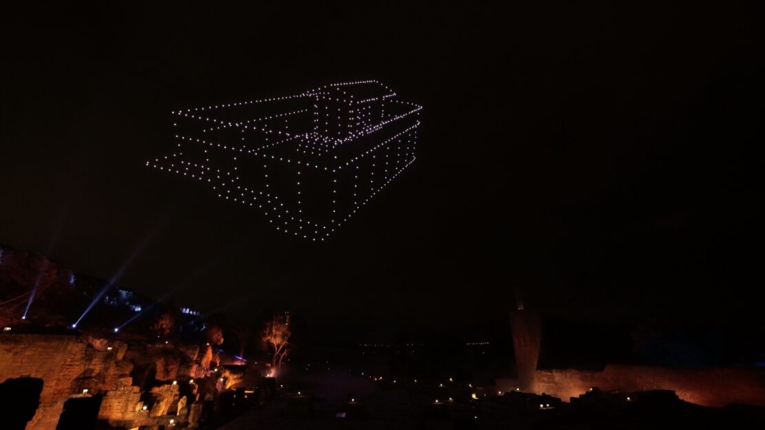 Spectacle de drones lumineux à Rabat par Crystal Drones